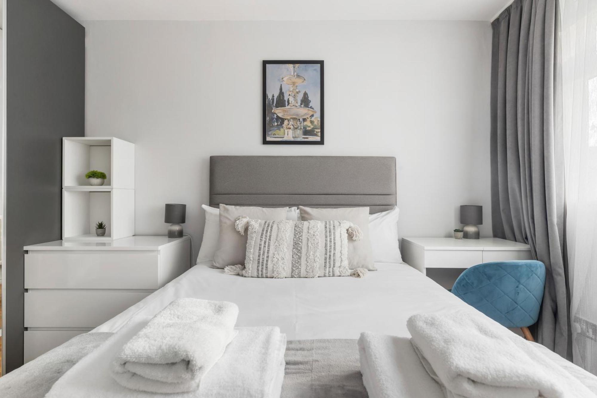 Three Bed Flat - 5 Minutes To Hoxton Station *