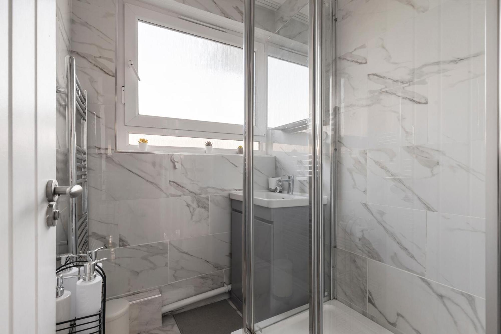 Three Bed Flat - 5 Minutes To Hoxton Station Londra