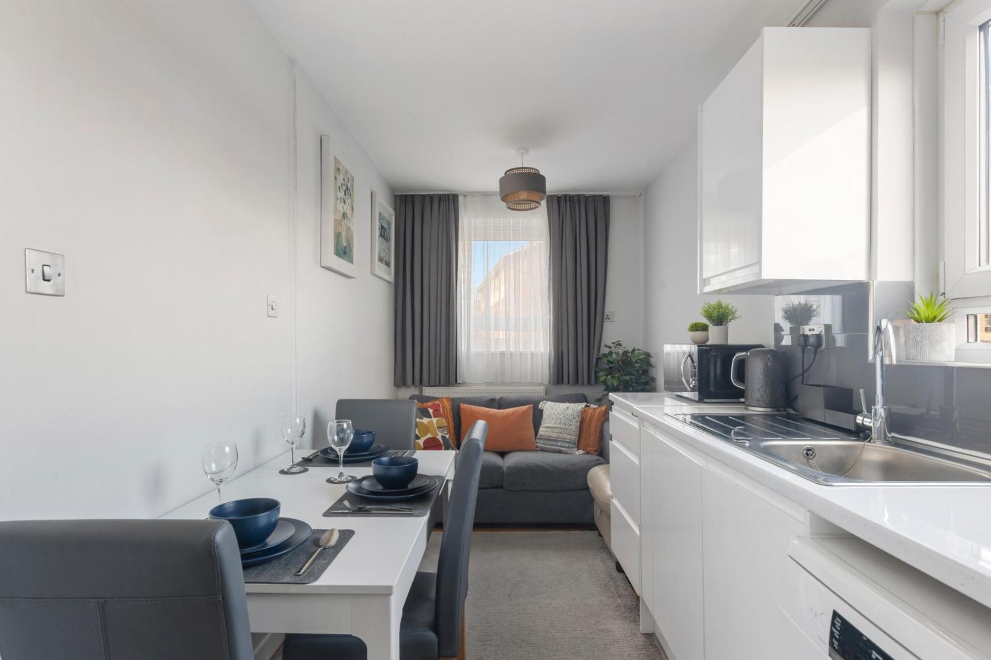 Three Bed Flat - 5 Minutes To Hoxton Station * Londra