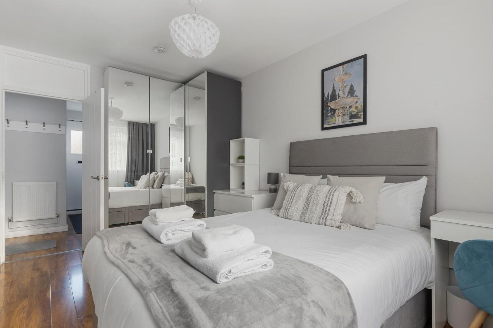 Three Bed Flat - 5 Minutes To Hoxton Station