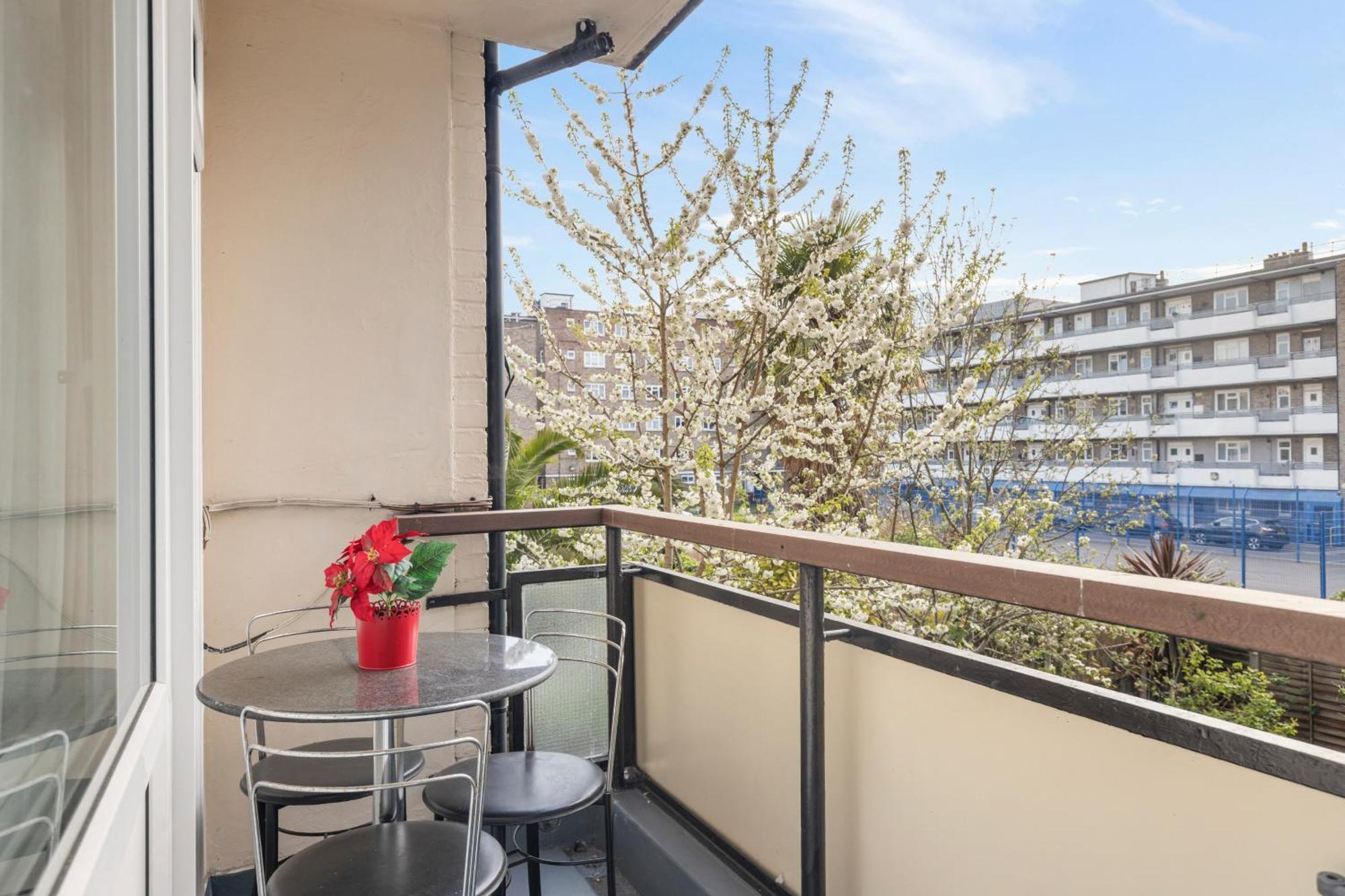 Three Bed Flat - 5 Minutes To Hoxton Station